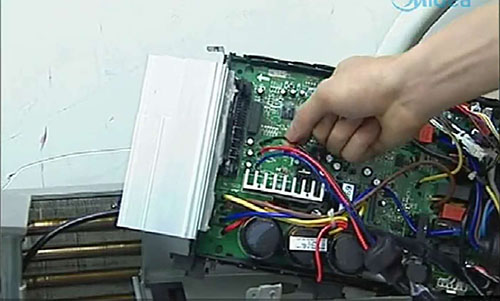 普宁美的空调电话是多少